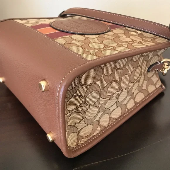 Coach Dempsey Tote 22 In Signature Jacquard With Stripe And Patch - Picture 10 of 16